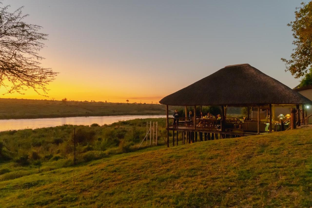 Crocodile Bridge Safari Hospedaje Komatipoort Exterior foto