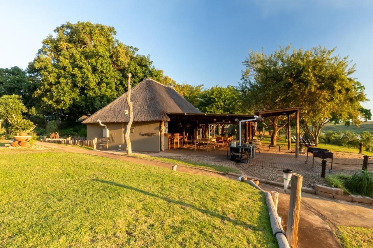 Crocodile Bridge Safari Hospedaje Komatipoort Exterior foto