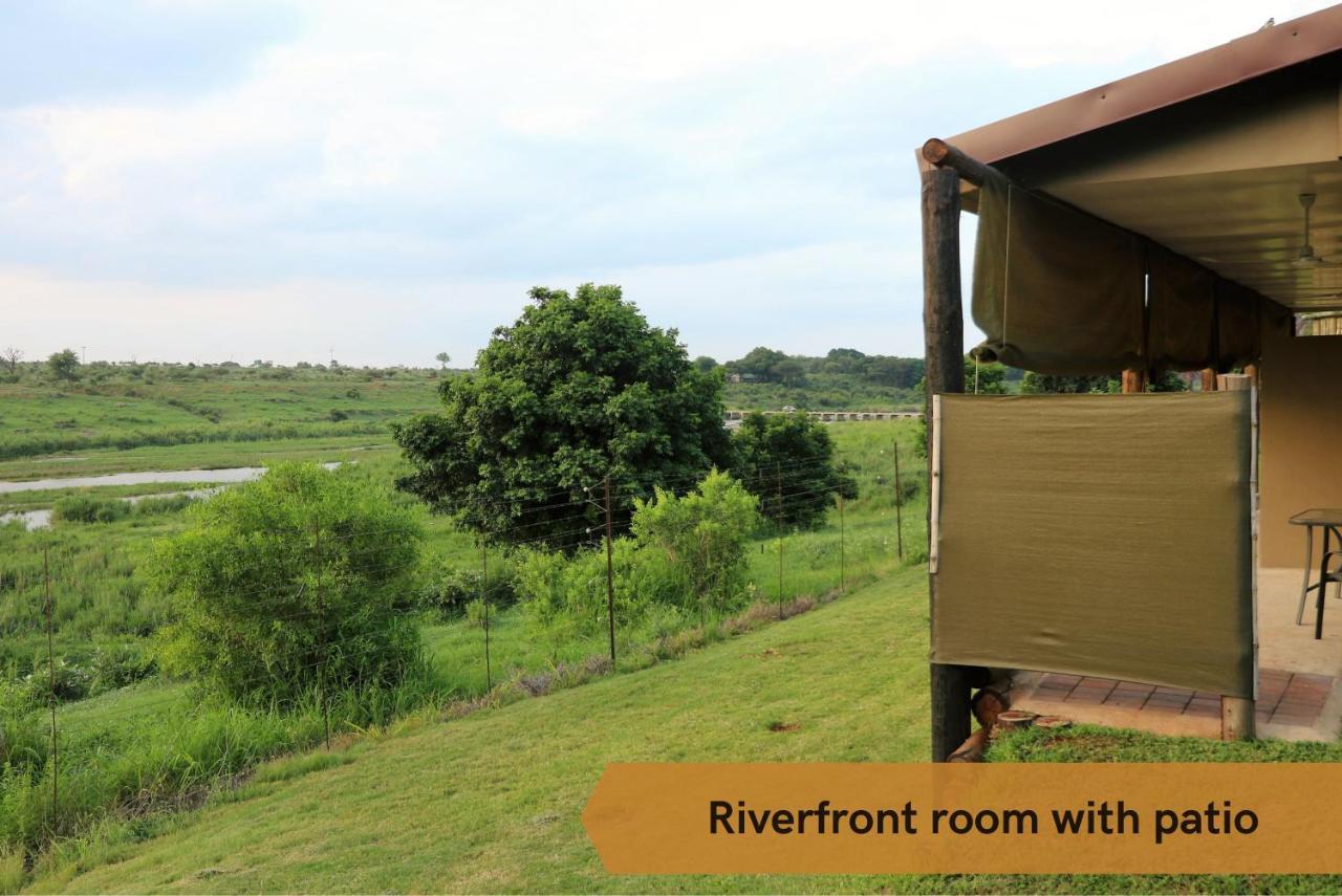 Crocodile Bridge Safari Hospedaje Komatipoort Exterior foto